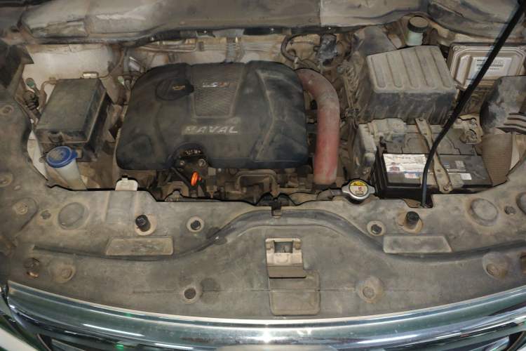 Used Haval H2 2014 1.5T Manual Two-Wheel Drive Elite Edition Engine Bay
