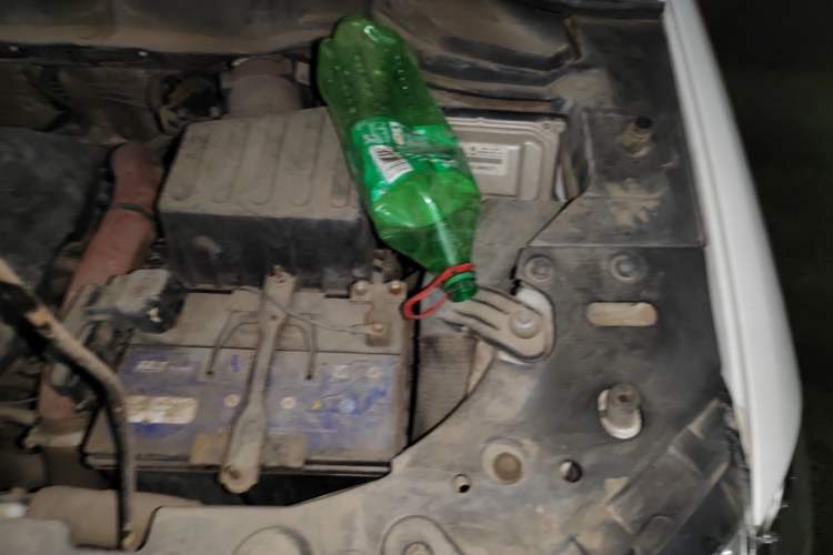 Used Haval H2 2014 1.5T Manual Two-Wheel Drive Elite Edition Engine Bay Left