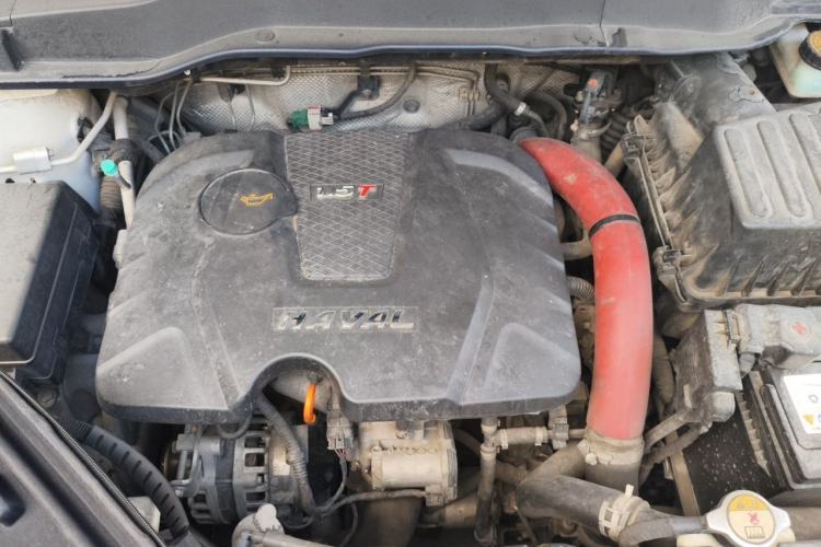 Used Haval H2 2014 1.5T Manual Two-Wheel Drive Elite Edition Engine Bay