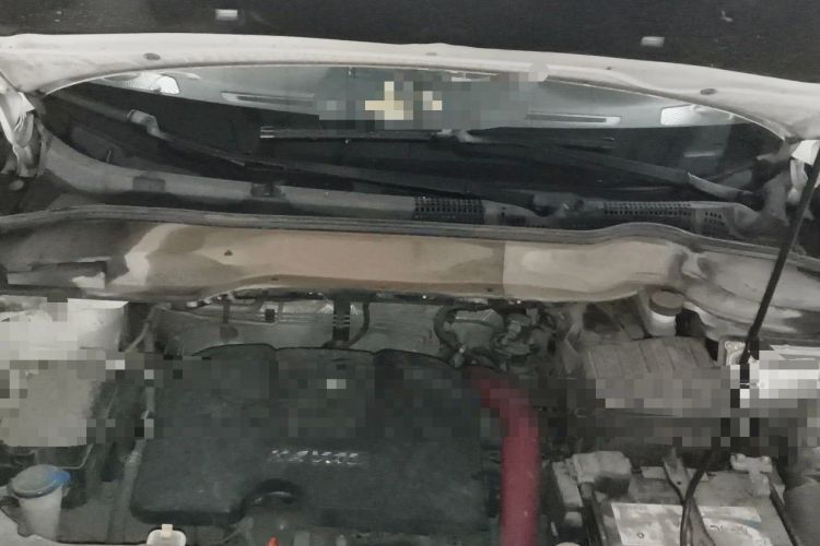 Used Haval H2 2014 1.5T Manual Two-Wheel Drive Elite Edition Engine Bay