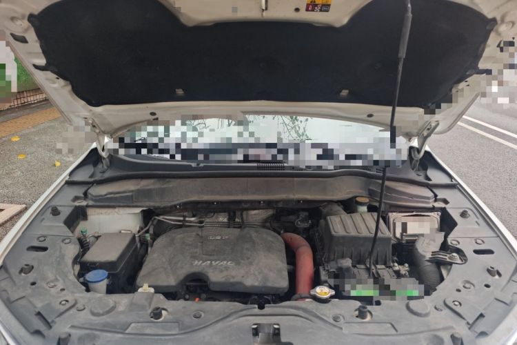 Used Haval H2 2014 1.5T Manual Two-Wheel Drive Elite Edition Engine Bay