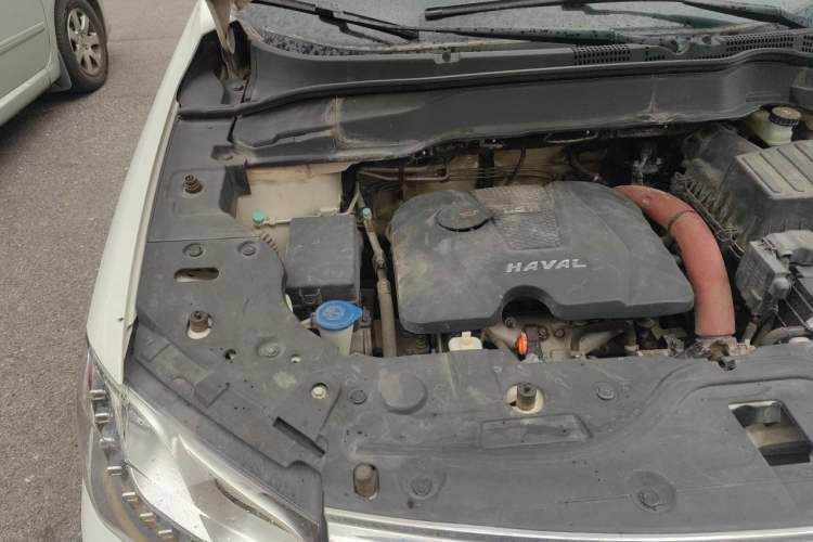 Used Haval H2 2014 1.5T Manual Two-Wheel Drive Elite Edition Engine Bay Right