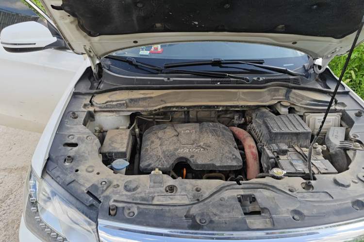 Used Haval H2 2014 1.5T Manual Two-Wheel Drive Elite Edition Engine Bay Right