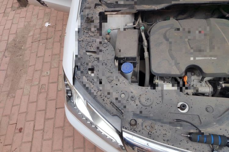 Used Haval H2 2014 1.5T Manual Two-Wheel Drive Elite Edition Engine Bay Right