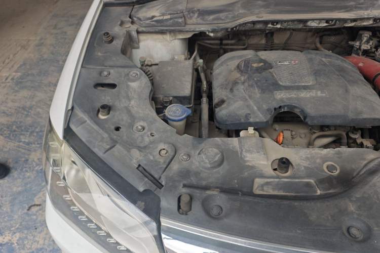 Used Haval H2 2014 1.5T Manual Two-Wheel Drive Elite Edition Engine Bay Right