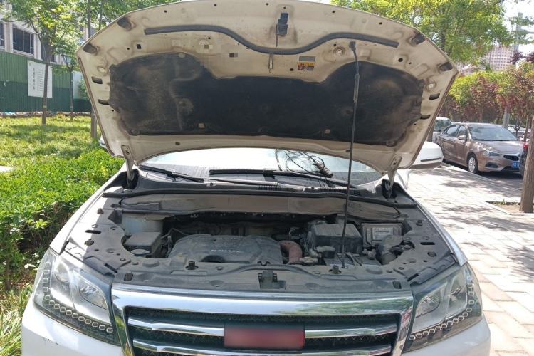Used Haval H2 2014 1.5T Manual Two-Wheel Drive Elite Edition Engine Bay