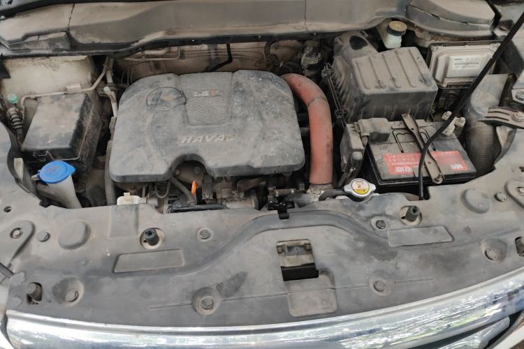 Used Haval H2 2014 1.5T Manual Two-Wheel Drive Elite Edition Engine Bay