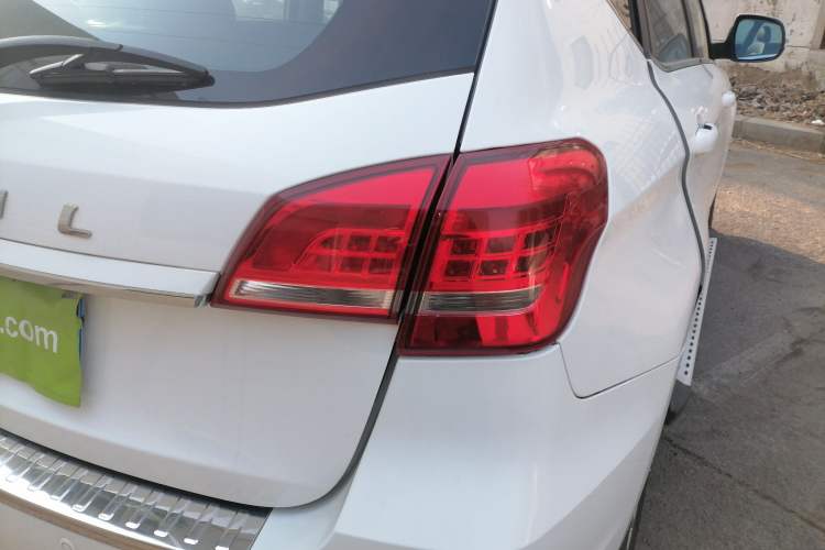 Used Haval H2 2014 1.5T Manual Two-Wheel Drive Elite Edition Exterior 1