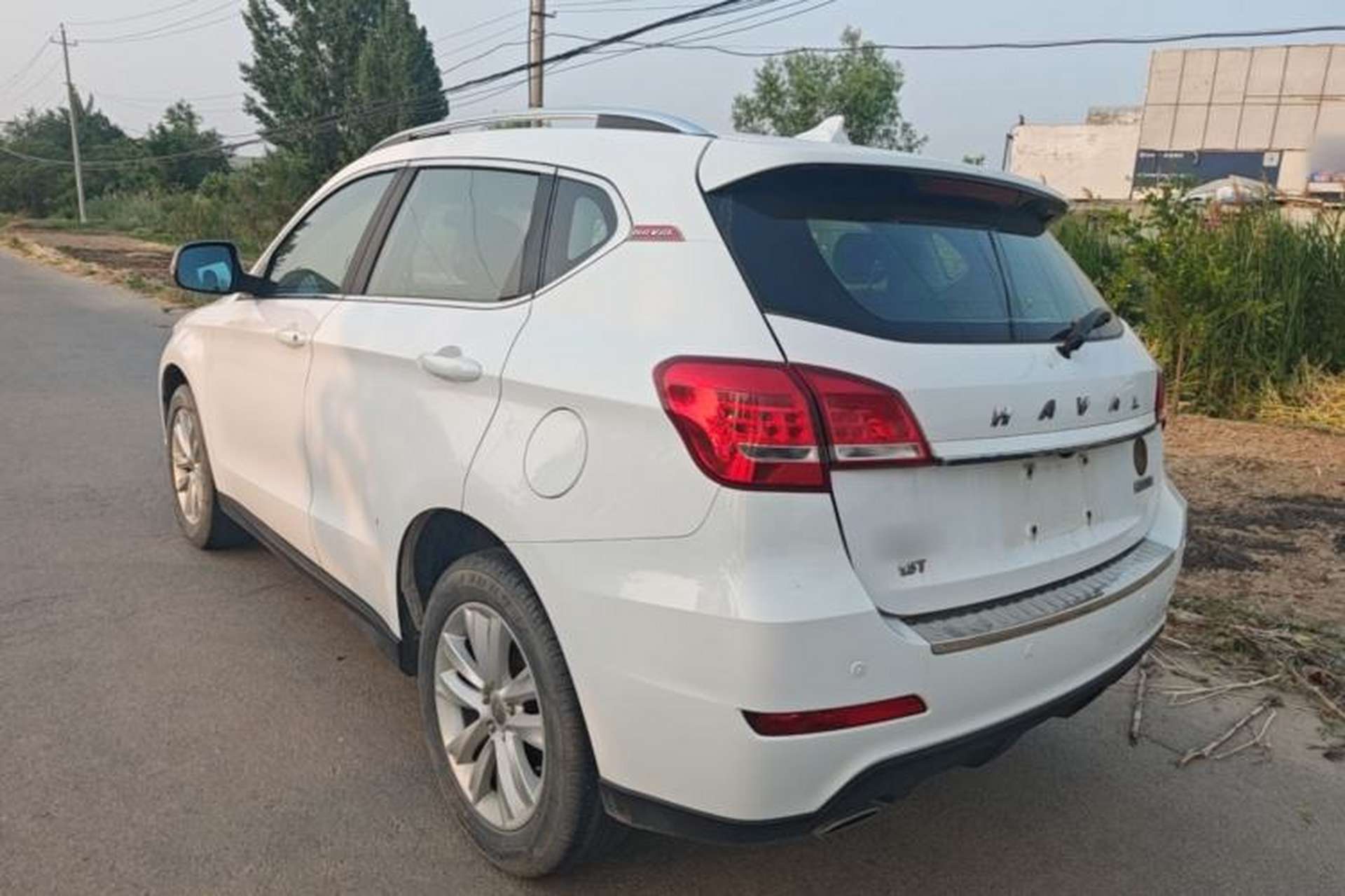 Used Haval H2 2014 1.5T Manual Two-Wheel Drive Elite Edition Exterior 2