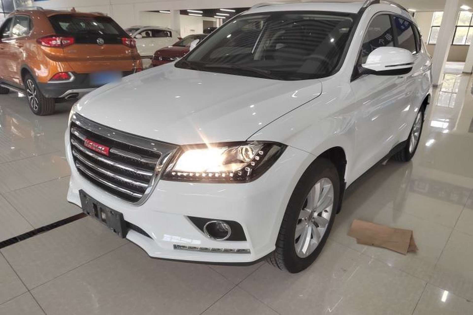 Used Haval H2 2014 1.5T Manual Two-Wheel Drive Elite Edition Front Left 45 Deg
