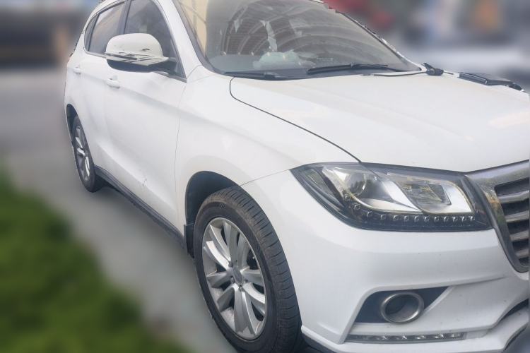 Used Haval H2 2014 1.5T Manual Two-Wheel Drive Elite Edition Front Right 45 Deg