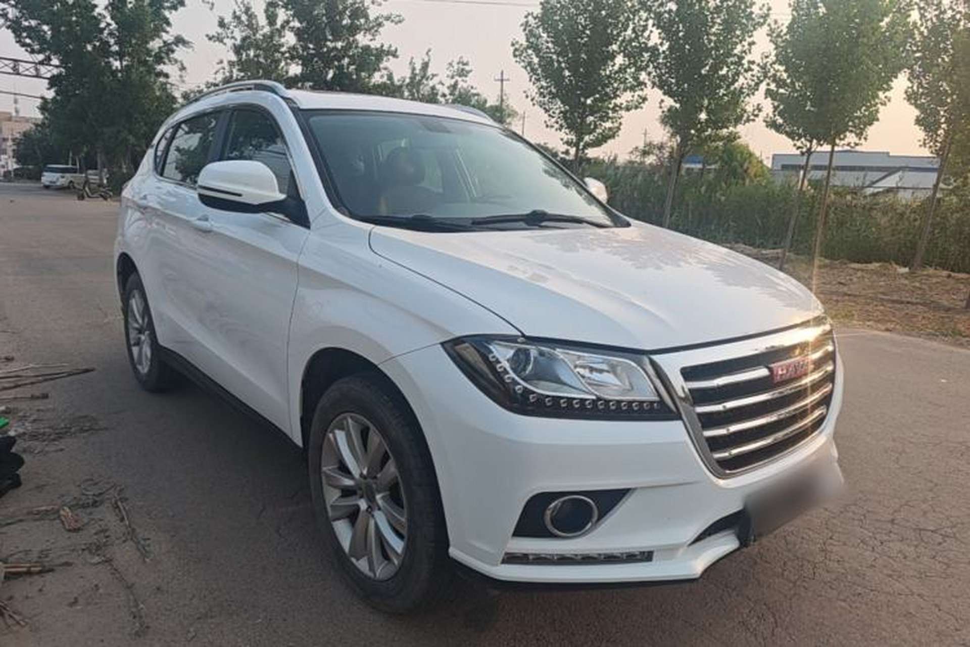 Used Haval H2 2014 1.5T Manual Two-Wheel Drive Elite Edition Front Right 45 Deg