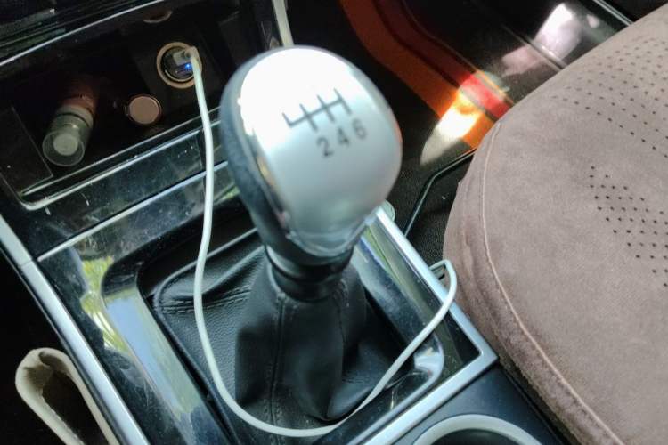 Used Haval H2 2014 1.5T Manual Two-Wheel Drive Elite Edition Gear Lever