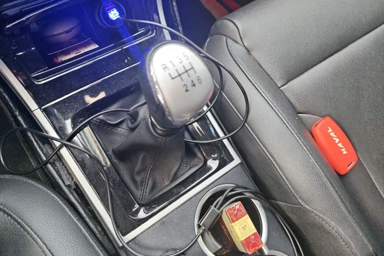 Used Haval H2 2014 1.5T Manual Two-Wheel Drive Elite Edition Gear Lever