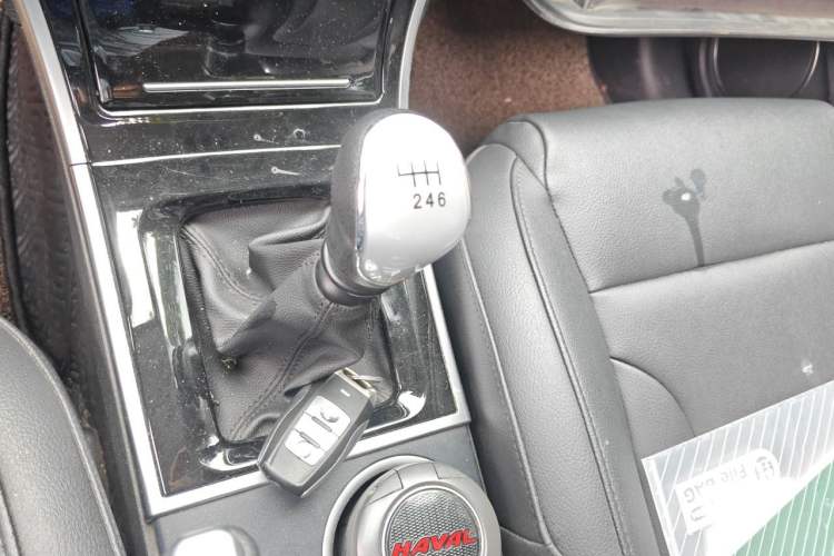 Used Haval H2 2014 1.5T Manual Two-Wheel Drive Elite Edition Gear Lever