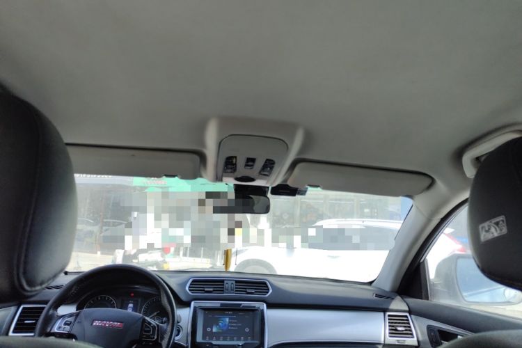 Used Haval H2 2014 1.5T Manual Two-Wheel Drive Elite Edition Headliner
