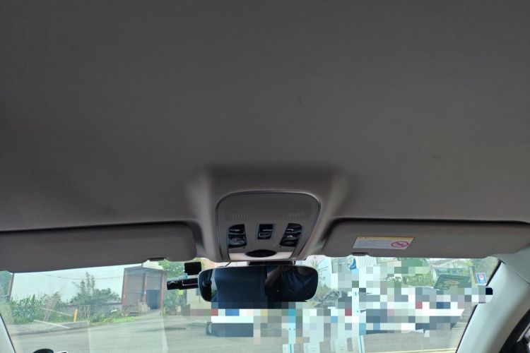 Used Haval H2 2014 1.5T Manual Two-Wheel Drive Elite Edition Headliner