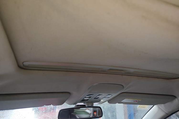Used Haval H2 2014 1.5T Manual Two-Wheel Drive Prestige Edition Headliner