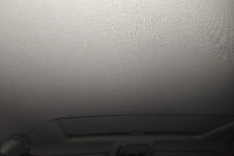 Used Haval H2 2014 1.5T Manual Two-Wheel Drive Elite Edition Headliner