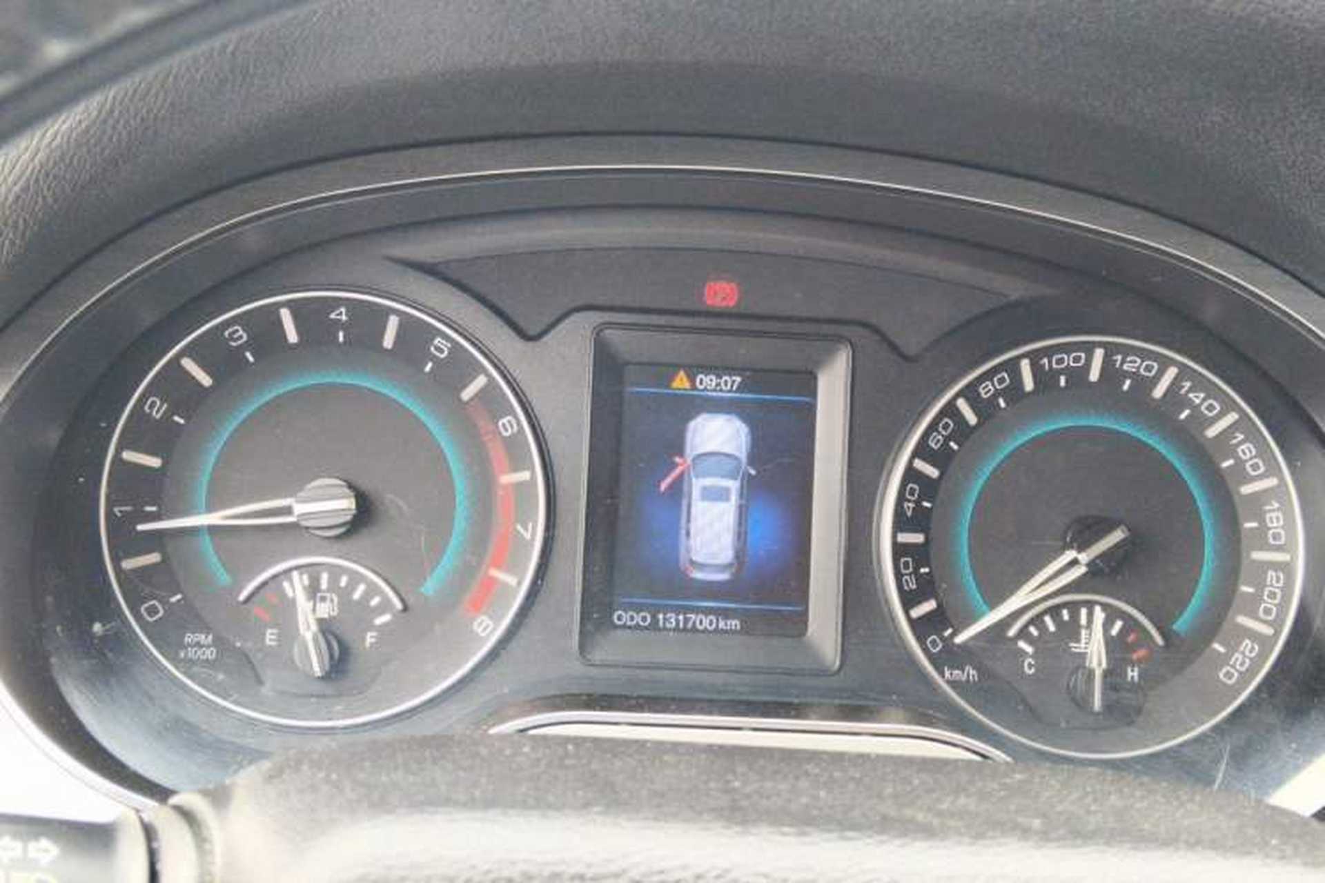 Used Haval H2 2014 1.5T Manual Two-Wheel Drive Elite Edition Instrument Cluster