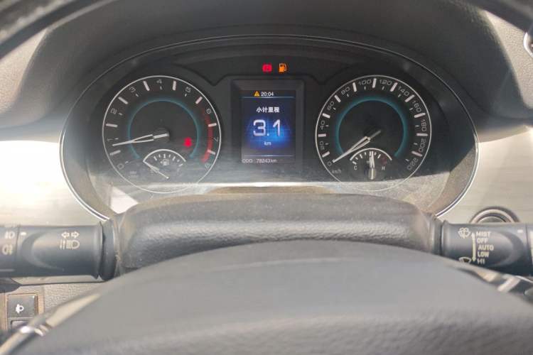 Used Haval H2 2014 1.5T Manual Two-Wheel Drive Elite Edition Instrument Cluster