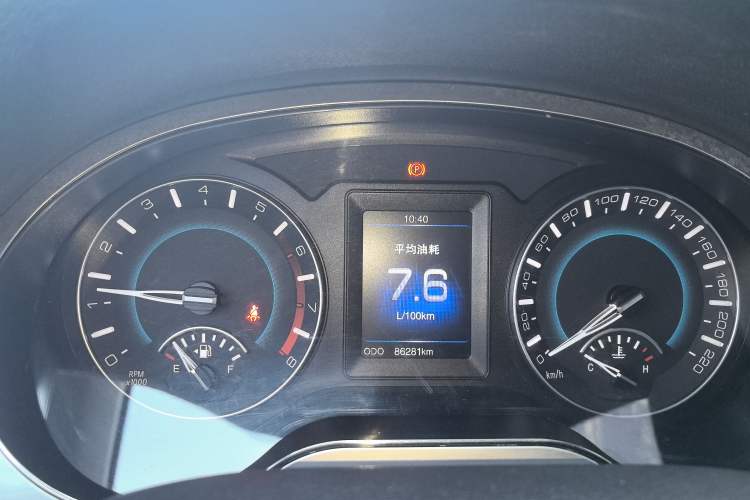 Used Haval H2 2014 1.5T Manual Two-Wheel Drive Elite Edition Instrument Cluster