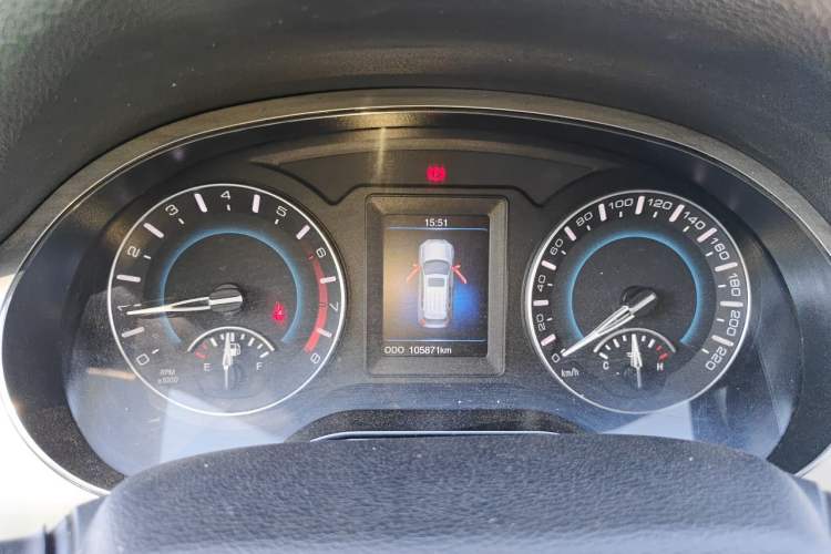 Used Haval H2 2014 1.5T Manual Two-Wheel Drive Elite Edition Instrument Cluster