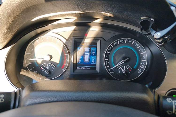 Used Haval H2 2014 1.5T Manual Two-Wheel Drive Elite Edition Instrument Cluster