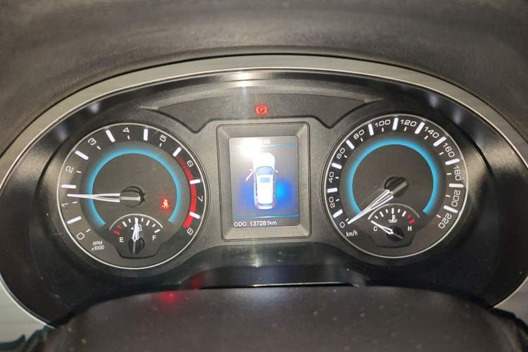 Used Haval H2 2014 1.5T Manual Two-Wheel Drive Elite Edition Instrument Cluster