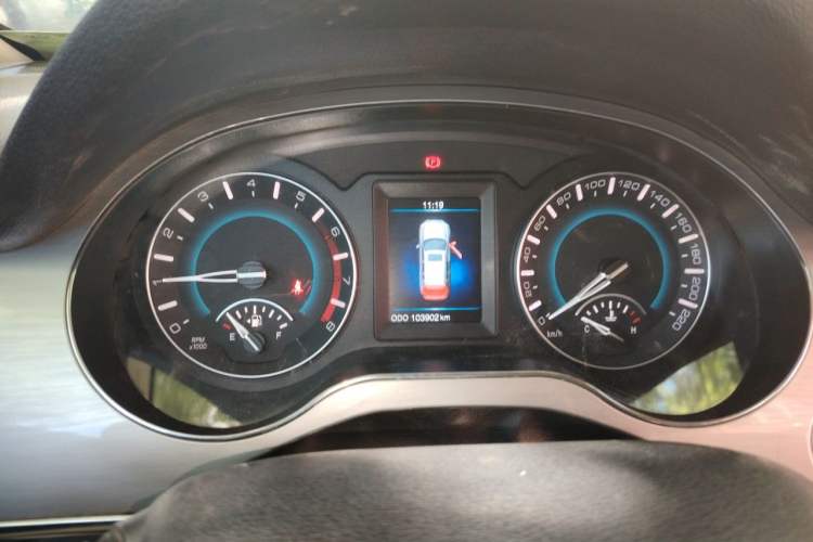 Used Haval H2 2014 1.5T Manual Two-Wheel Drive Elite Edition Instrument Cluster