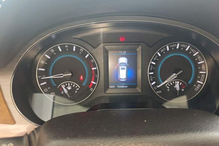 Used Haval H2 2014 1.5T Manual Two-Wheel Drive Elite Edition Instrument Cluster