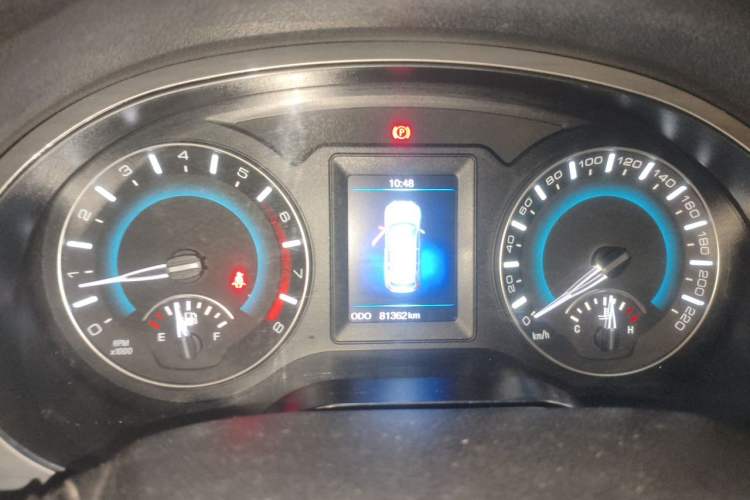Used Haval H2 2014 1.5T Manual Two-Wheel Drive Elite Edition Instrument Cluster