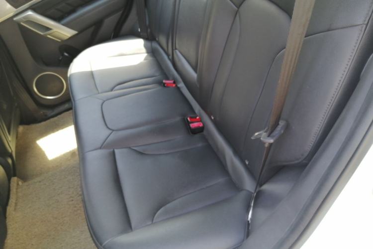 Used Haval H2 2014 1.5T Manual Two-Wheel Drive Elite Edition Interior 4