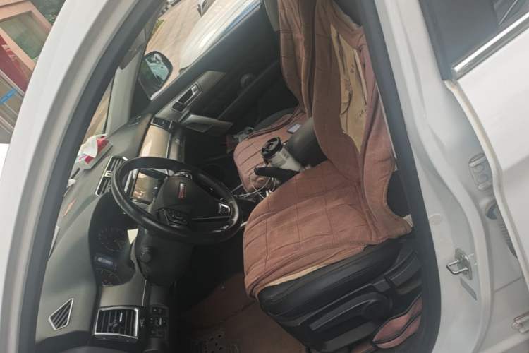 Used Haval H2 2014 1.5T Manual Two-Wheel Drive Elite Edition Left Front Seat