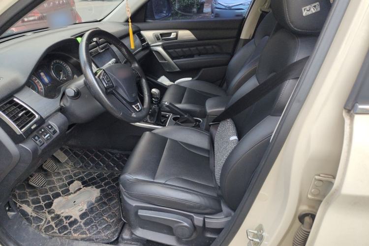 Used Haval H2 2014 1.5T Manual Two-Wheel Drive Elite Edition Left Front Seat