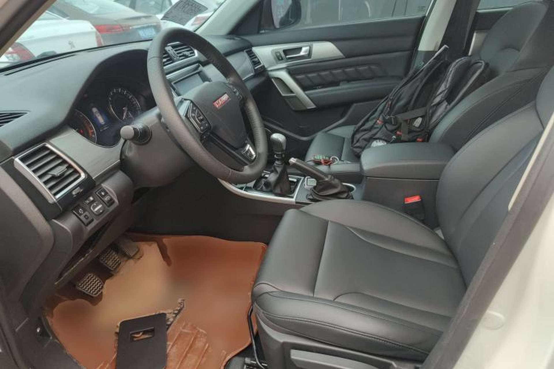 Used Haval H2 2014 1.5T Manual Two-Wheel Drive Elite Edition Left Front Seat
