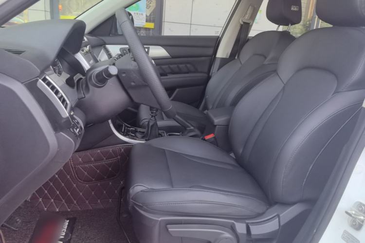 Used Haval H2 2014 1.5T Manual Two-Wheel Drive Elite Edition Left Front Seat