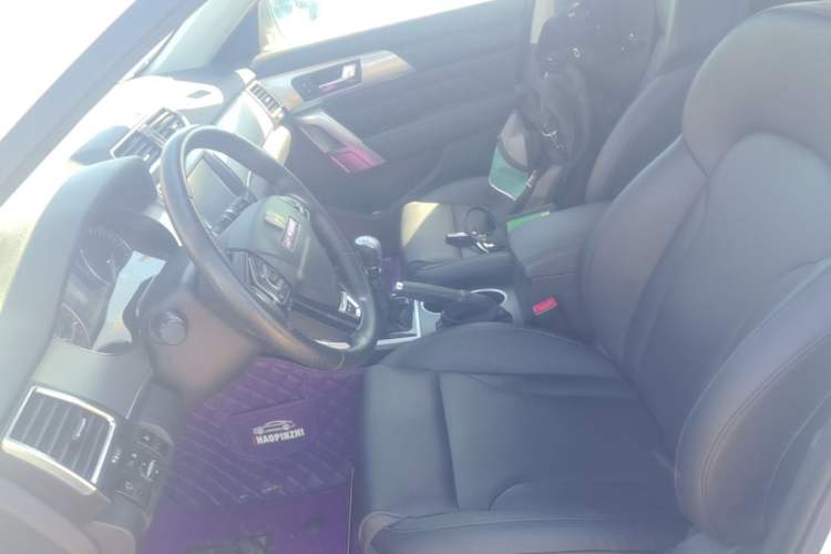Used Haval H2 2014 1.5T Manual Two-Wheel Drive Elite Edition Left Front Seat