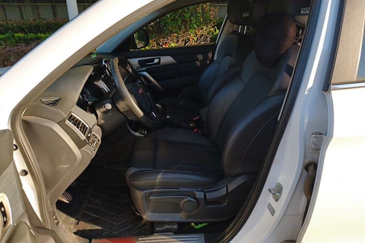 Used Haval H2 2014 1.5T Manual Two-Wheel Drive Elite Edition Left Front Seat
