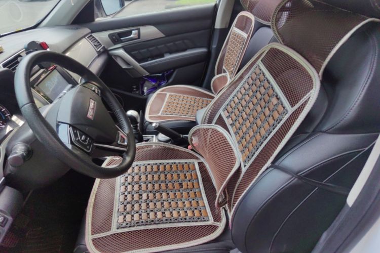 Used Haval H2 2014 1.5T Manual Two-Wheel Drive Elite Edition Left Front Seat
