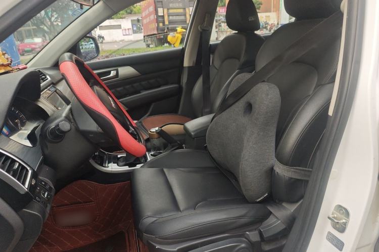 Used Haval H2 2014 1.5T Manual Two-Wheel Drive Elite Edition Left Front Seat