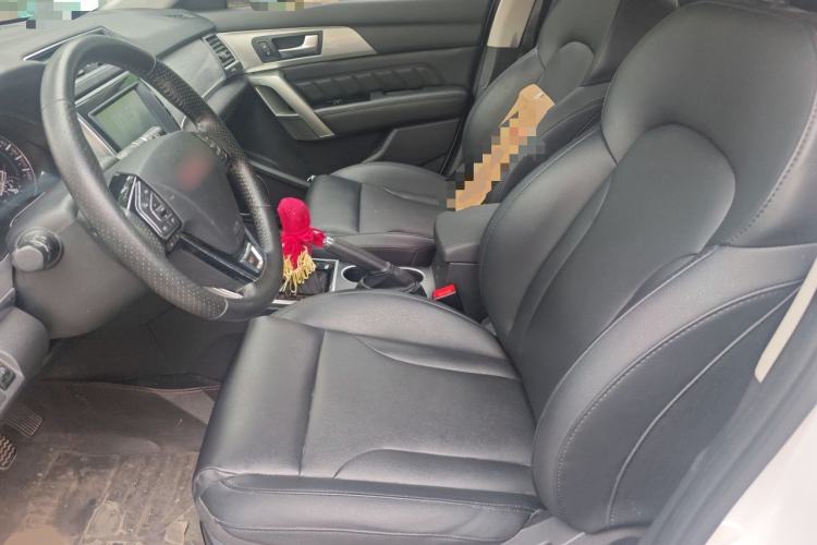 Used Haval H2 2014 1.5T Manual Two-Wheel Drive Elite Edition Left Front Seat