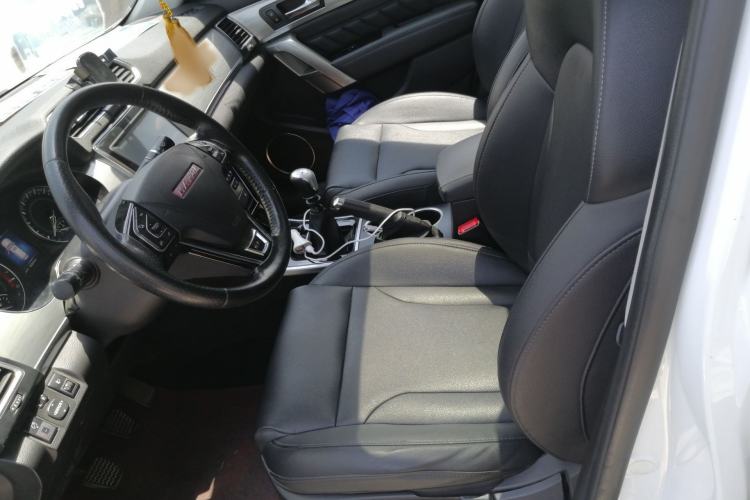 Used Haval H2 2014 1.5T Manual Two-Wheel Drive Elite Edition Left Front Seat