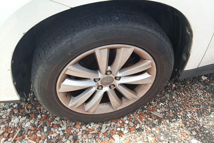 Used Haval H2 2014 1.5T Manual Two-Wheel Drive Elite Edition Left Front Wheel Hub