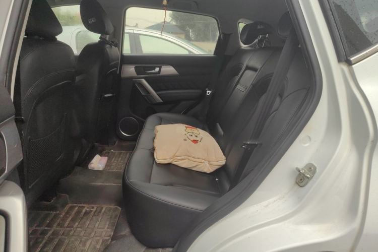 Used Haval H2 2014 1.5T Manual Two-Wheel Drive Elite Edition Left Rear Seat