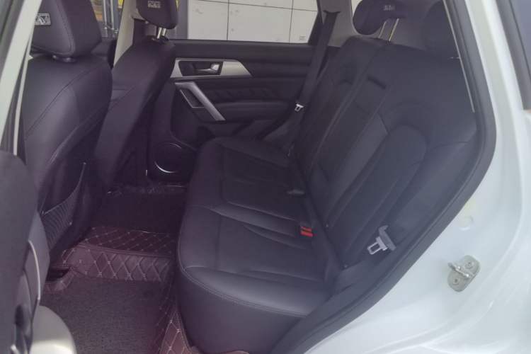 Used Haval H2 2014 1.5T Manual Two-Wheel Drive Elite Edition Left Rear Seat
