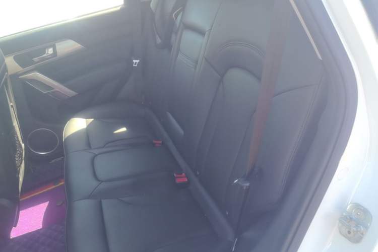 Used Haval H2 2014 1.5T Manual Two-Wheel Drive Elite Edition Left Rear Seat