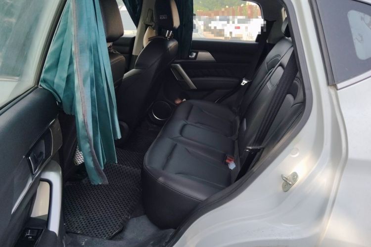 Used Haval H2 2014 1.5T Manual Two-Wheel Drive Elite Edition Left Rear Seat