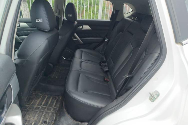 Used Haval H2 2014 1.5T Manual Two-Wheel Drive Urban Edition Left Rear Seat
