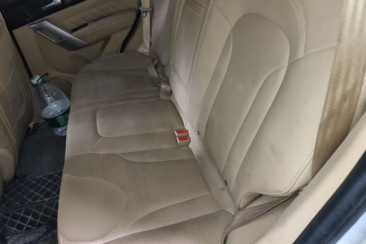 Used Haval H2 2014 1.5T Manual Two-Wheel Drive Elite Edition Left Rear Seat
